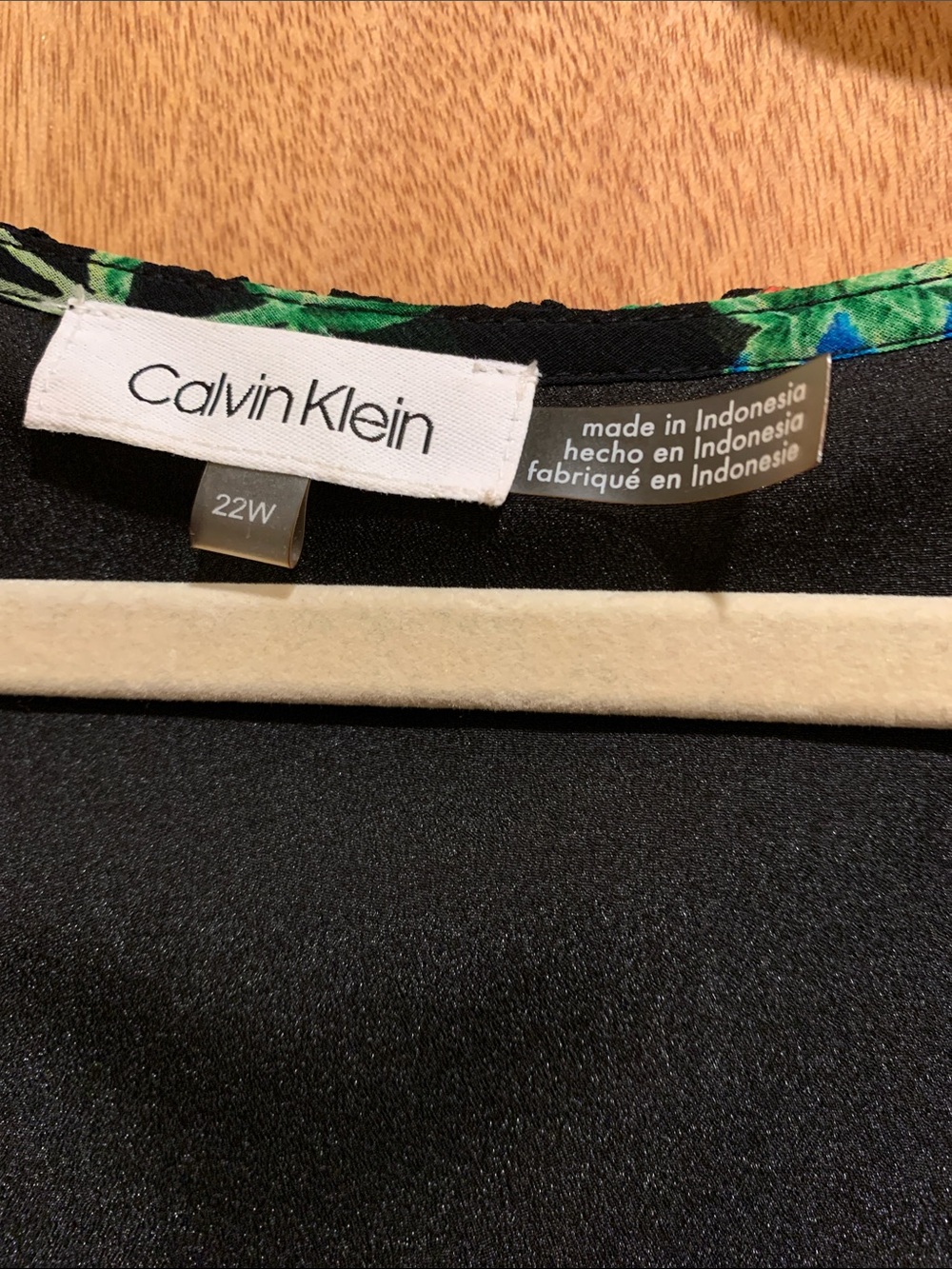 Calvin Klein Black Floral dress size 22. - Picture 5 of 9